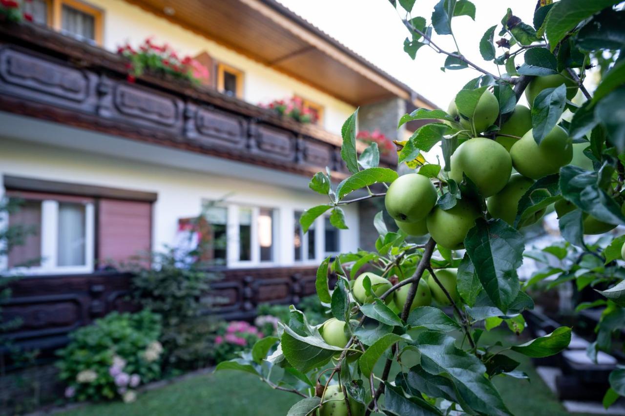 Pension Kitty Portschach am Woerthersee Luaran gambar