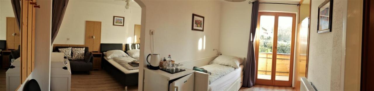 Pension Kitty Portschach am Woerthersee Luaran gambar